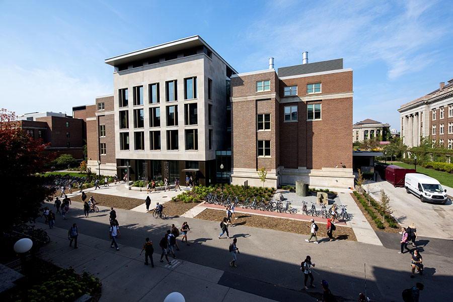 U Research What? Earth sciences head Justin Revenaugh on earthquakes, majors and Rate My Professor