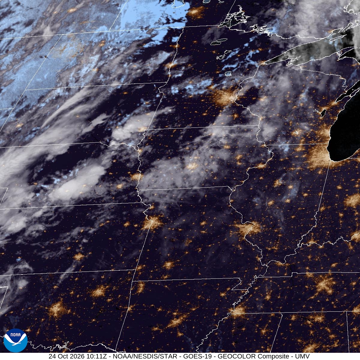 Warm, Sunny Saturday Morning Gives Way to 50% Shower Chance After 2pm